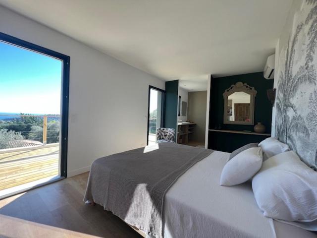 تختخواب و صبحانه Villa Nomade Proche De Cannes