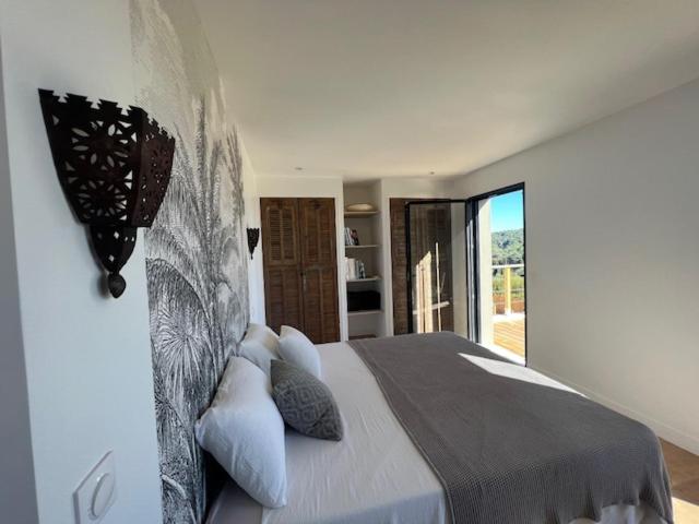 تختخواب و صبحانه Villa Nomade Proche De Cannes