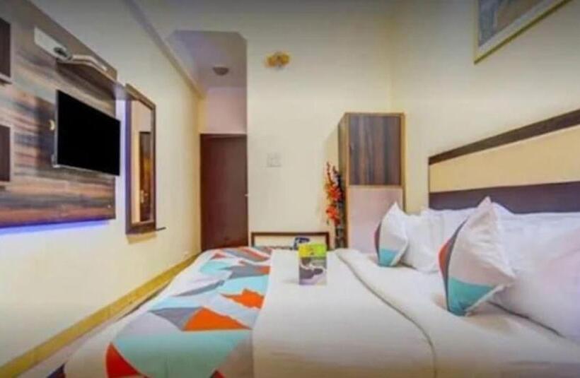 Goyal Plaza Hotel 5 Mint. Waling Distance From Pushkar Lake