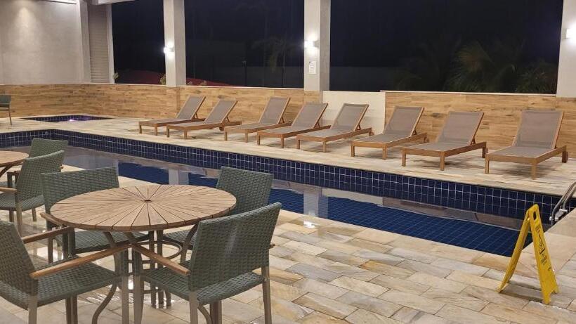 Отель 1 Suite No Aguas De São Pedro Thermas Resort