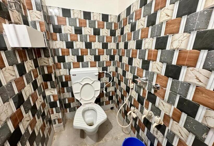 Hotel Amarnath Bakkhali