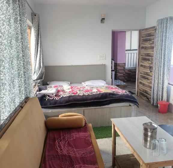 호텔 Heavenly Heights