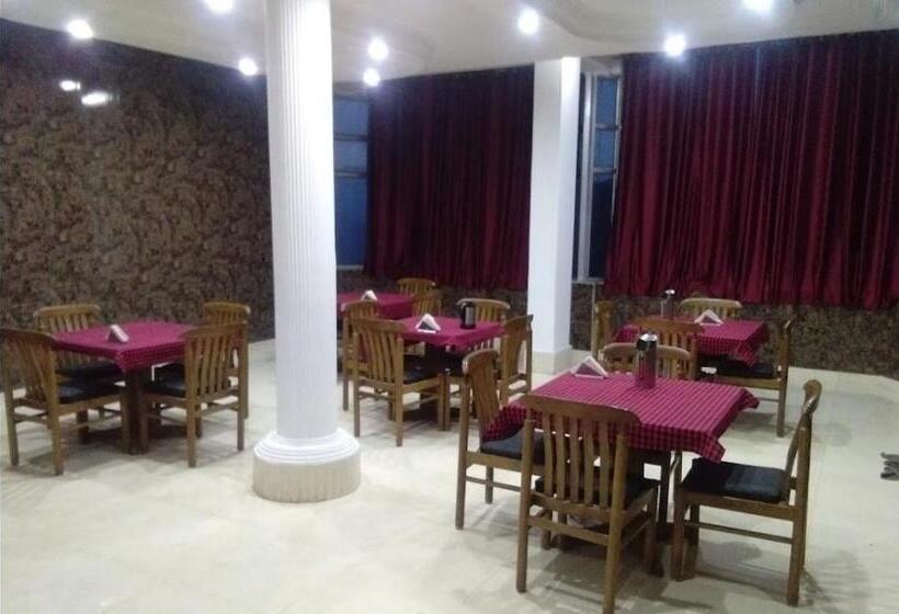 فندق Hirtik dens