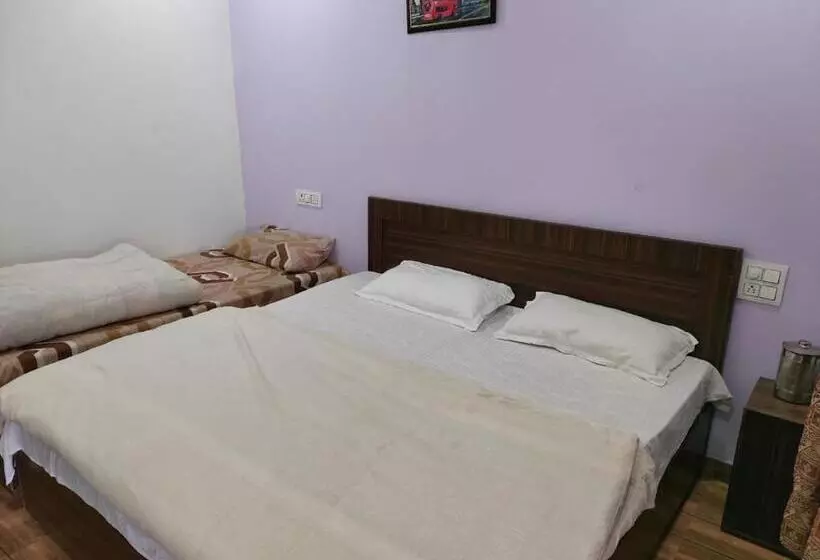ホテル Neelansh Resort Sonprayag
