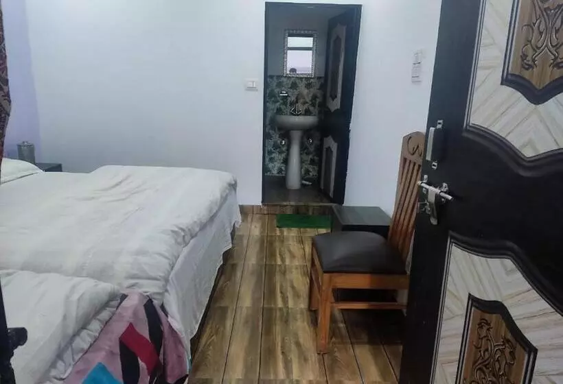 ホテル Neelansh Resort Sonprayag