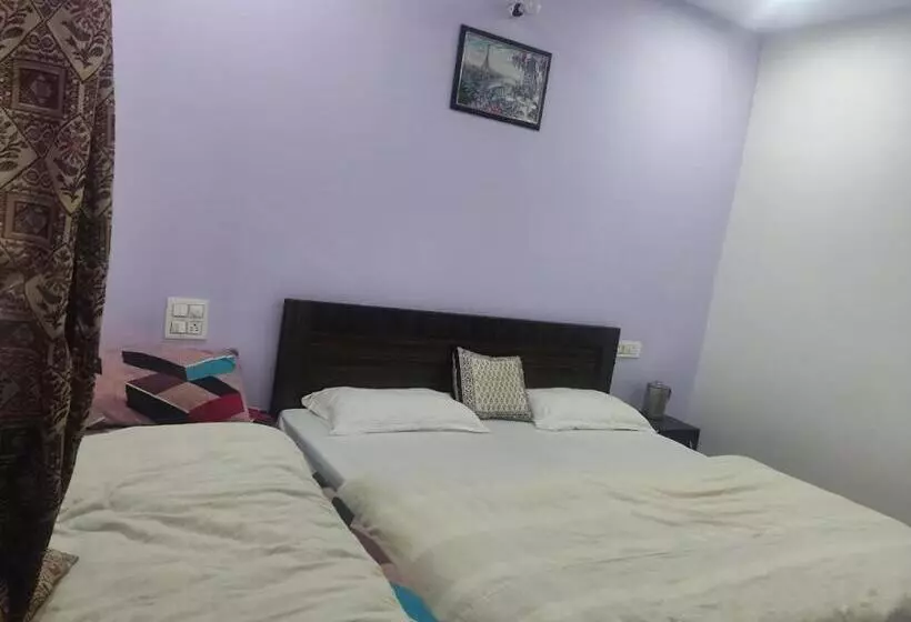 ホテル Neelansh Resort Sonprayag