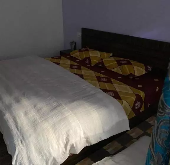 ホテル Neelansh Resort Sonprayag