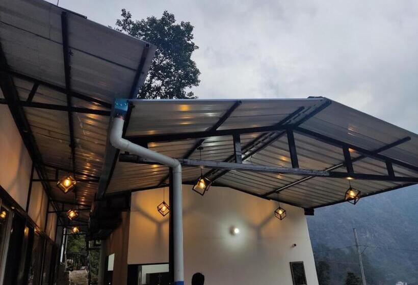 Отель Neelansh Resort Sonprayag