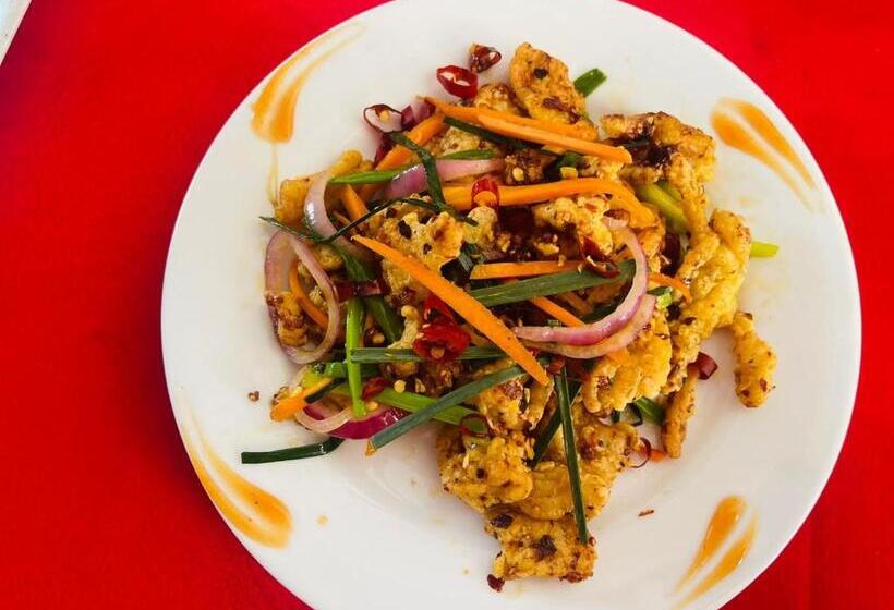 Hotel New Laya Neem Resort And Restaurant