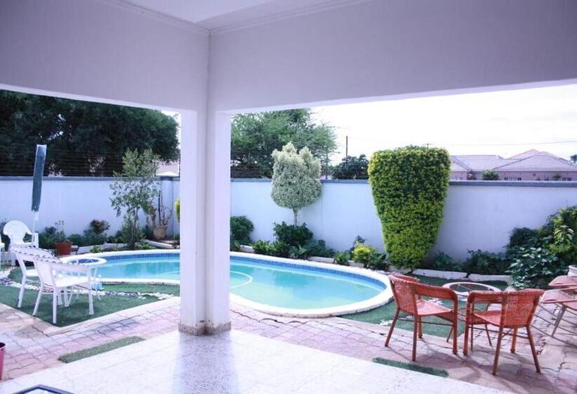 פנסיון Apelles Palace Guest House