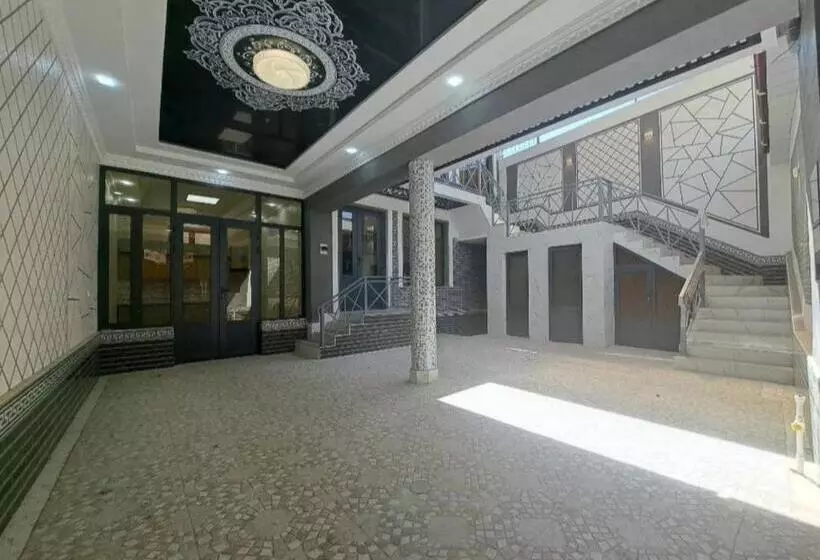 ペンション Guesthouse Anora