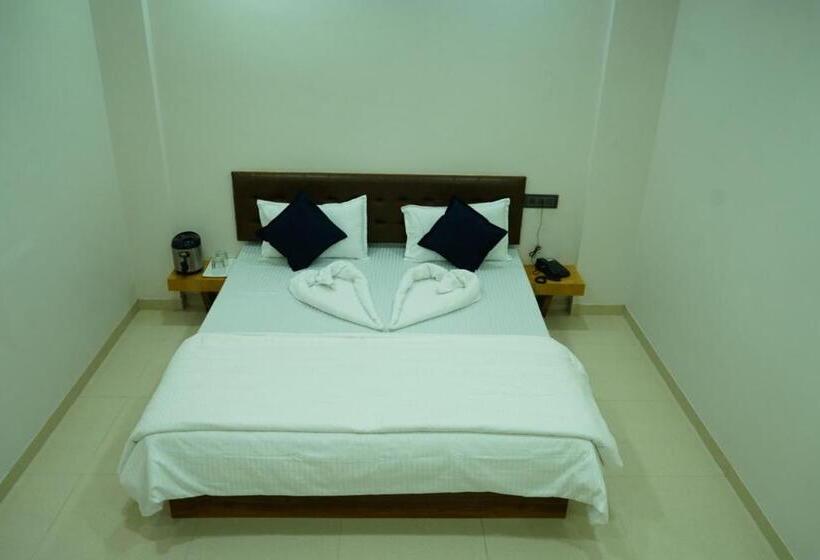 ペンション Darshan & Guesthouse