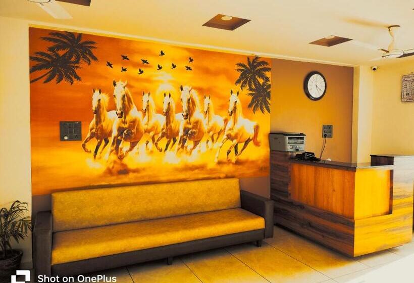 ペンション Darshan & Guesthouse