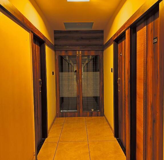 ペンション Darshan & Guesthouse