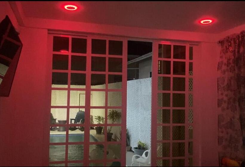 پانسیون Hceas Guest Apartment