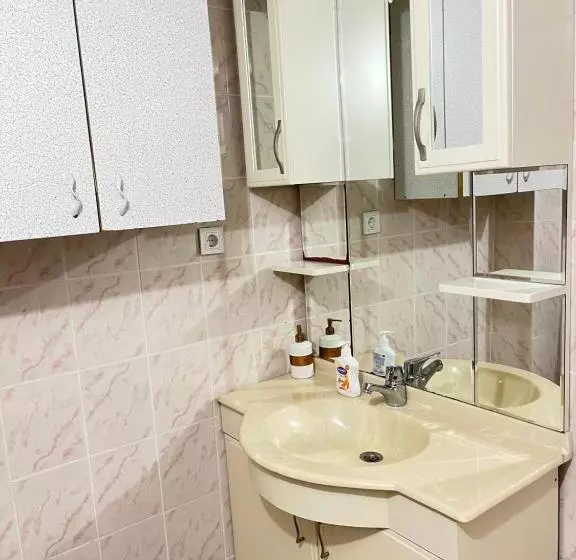 پانسیون Konfor Ve Huzurunuz Için Her şey Var Klimalı Oda