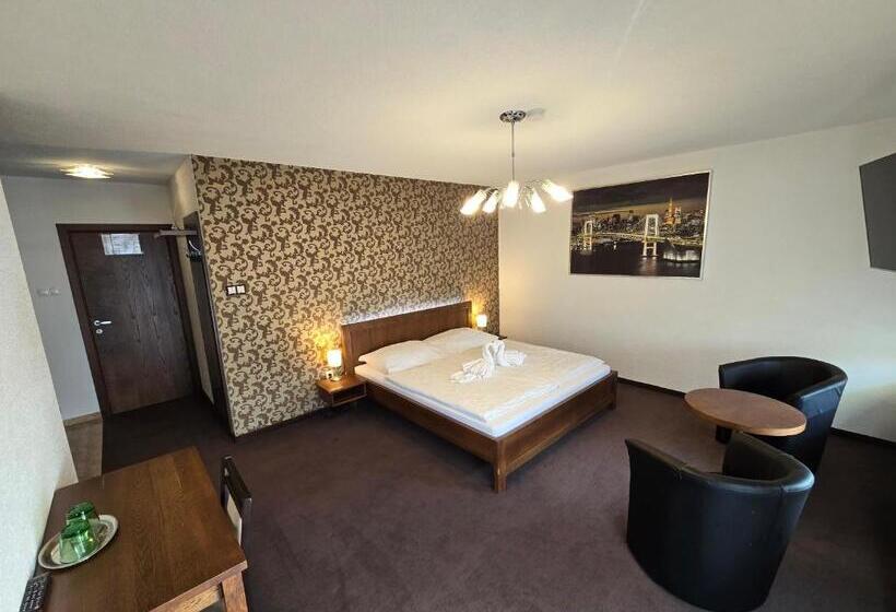 פנסיון Penzión Arizona