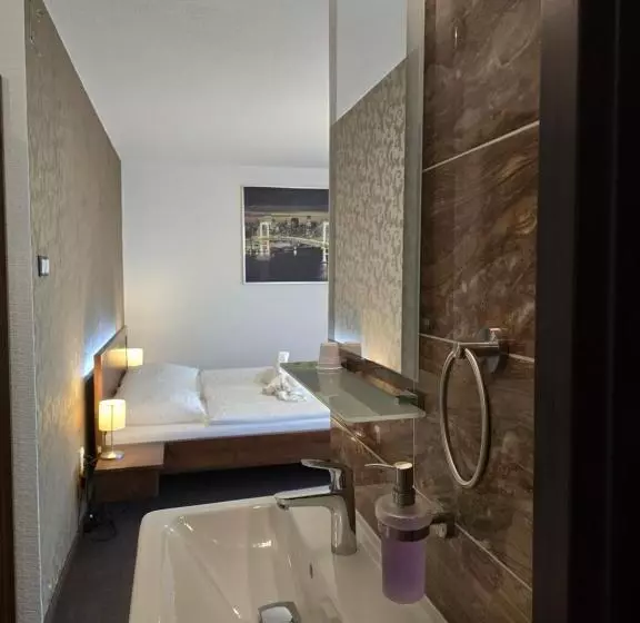 ペンション Penzión Arizona