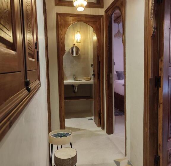 膳宿费 Private Room In Apartment Tov