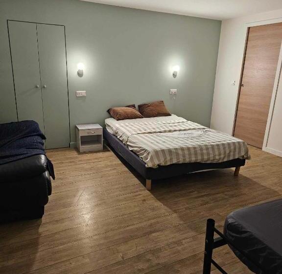 פנסיון Un Petit Studio Moderne Et Conviviale