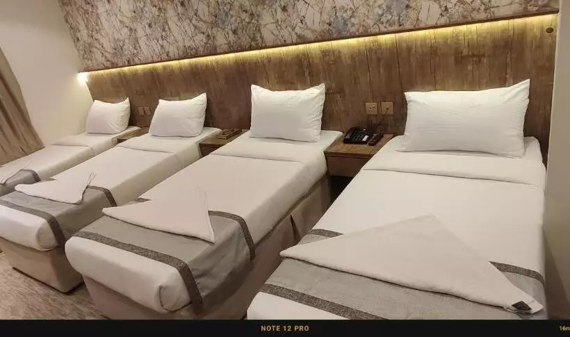 فندق الخلفاء الماسي