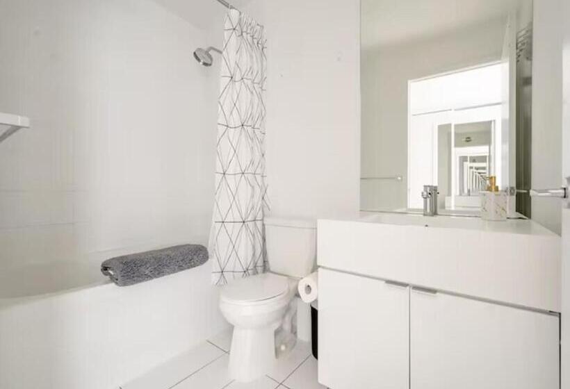 هاستل Royal Inn