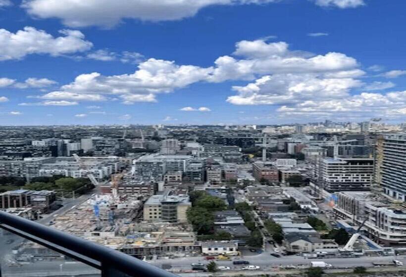 هاستل Royal Inn