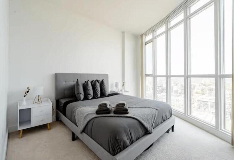 هاستل Royal Inn