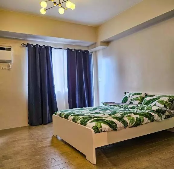Brand New Central Convenience Studio Condo With Balcony In Araneta City Cubao