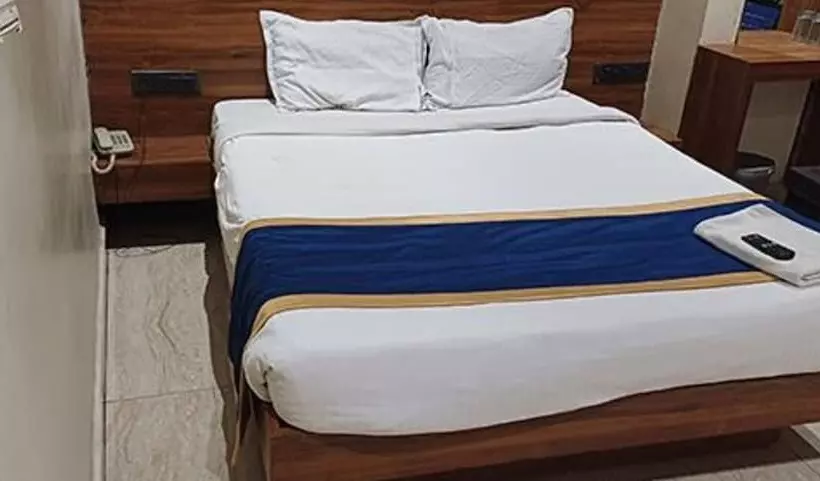 Fabhotel Vennela Inn