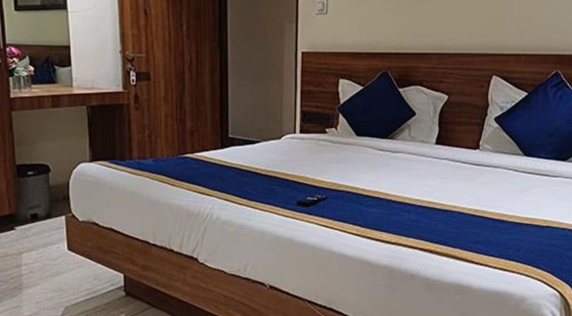 Fabhotel Vennela Inn