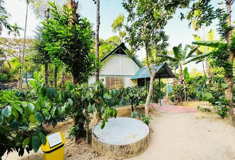 Falling Water Resort By Travent Mug