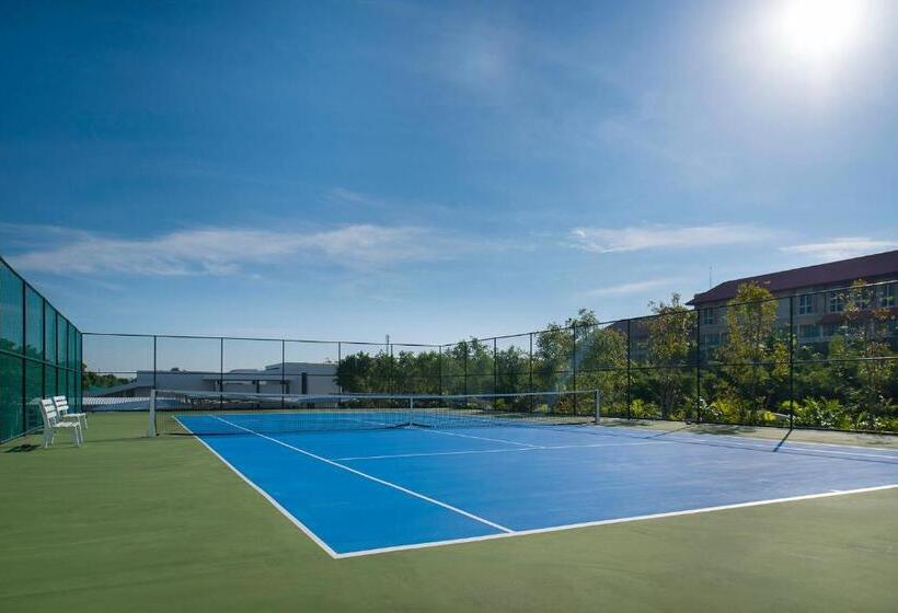 Hotel ไวท์ แซนด์ บีช เรสซิเดนซ์ พัทยา