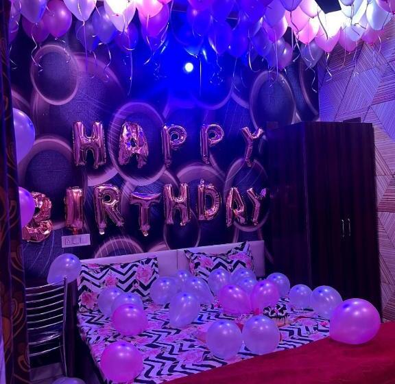 호텔 Lovish Appartment Luxury Rooms Special Designed For Families, Students, Couples, Parents