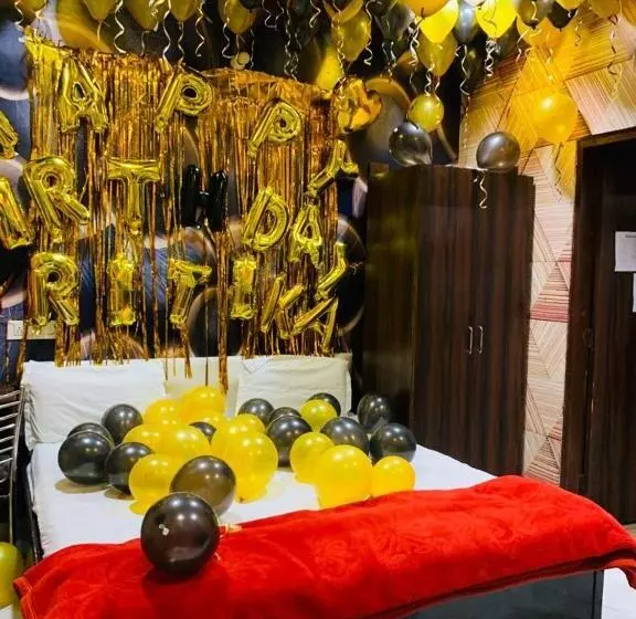 Hotelli Lovish Appartment    Luxury Rooms    Special Designed For Families, Students, Couples, Parents