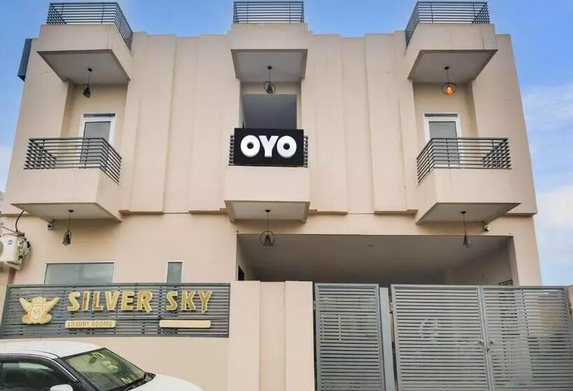 Super Hotel O Silver Sky