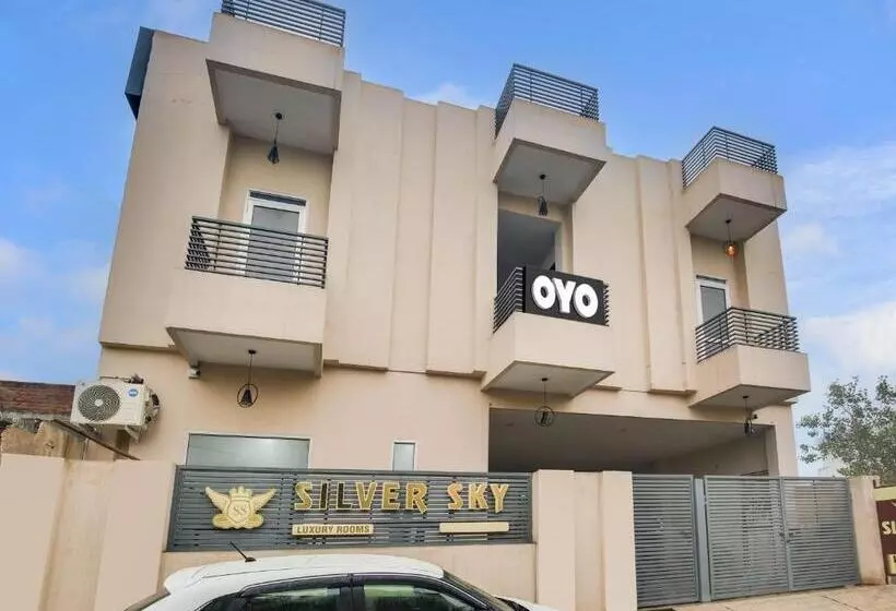 Super Hotel O Silver Sky
