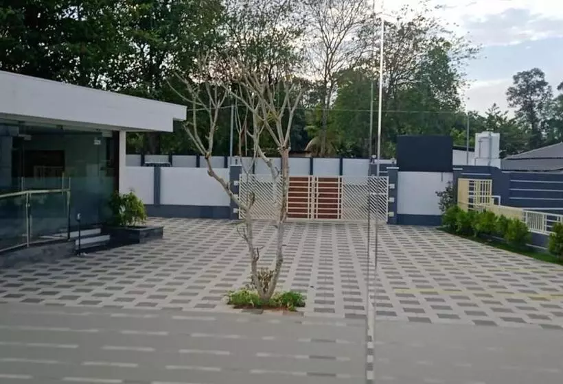 Hotelli Palazhi