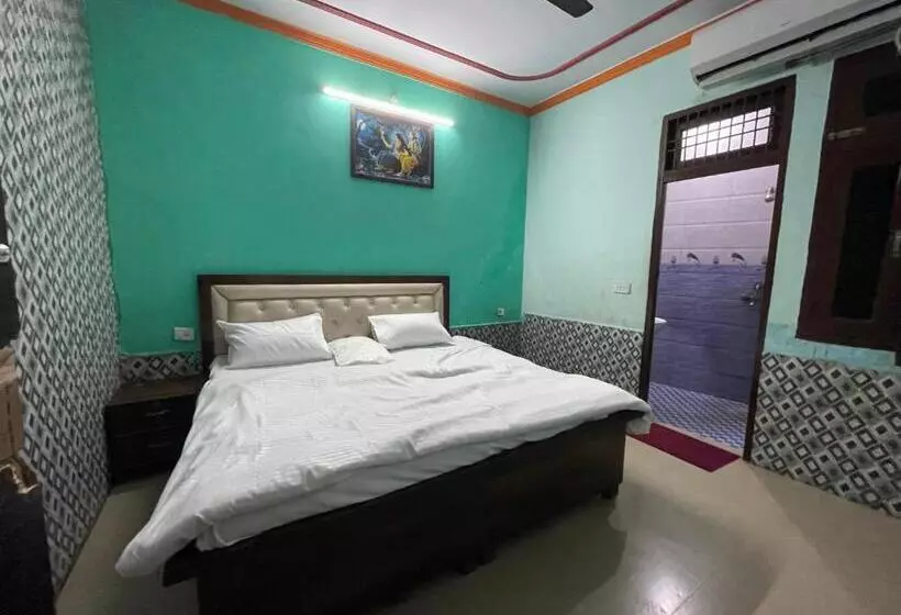 ホテル Radhika Kunj Guest House