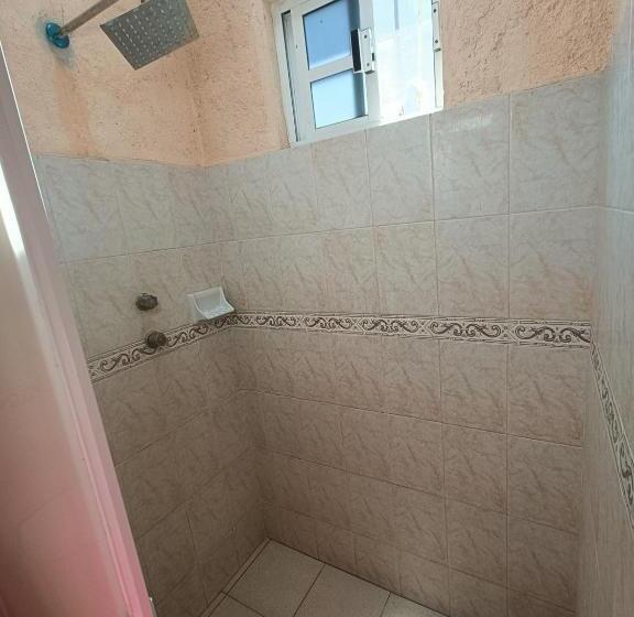 هتل Residencia Cerca Del Mar