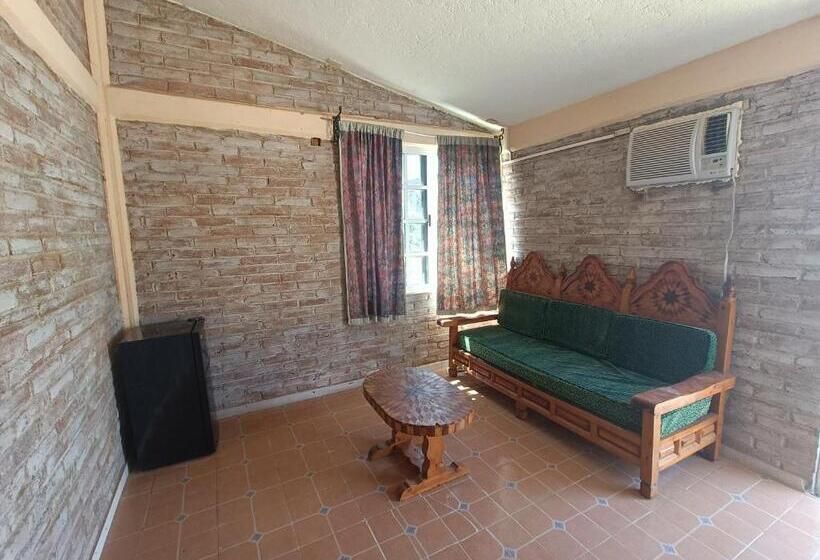 هتل Residencia Cerca Del Mar