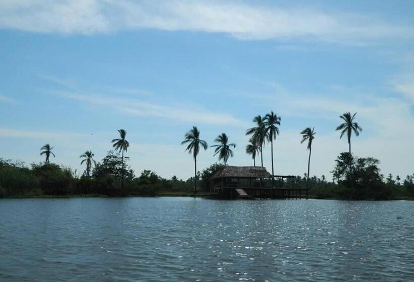 هتل Residencia Cerca Del Mar