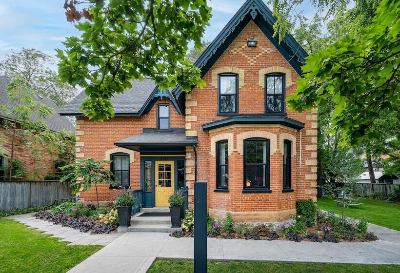 فندق Somewhere Inn Collingwood