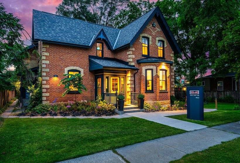 فندق Somewhere Inn Collingwood