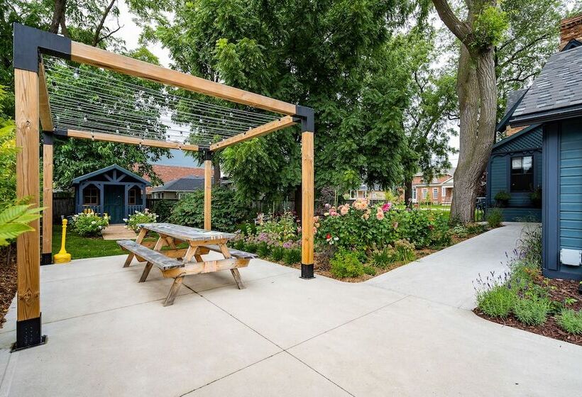 فندق Somewhere Inn Collingwood