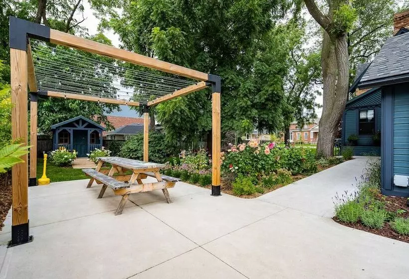 Hotelli Somewhere Inn Collingwood