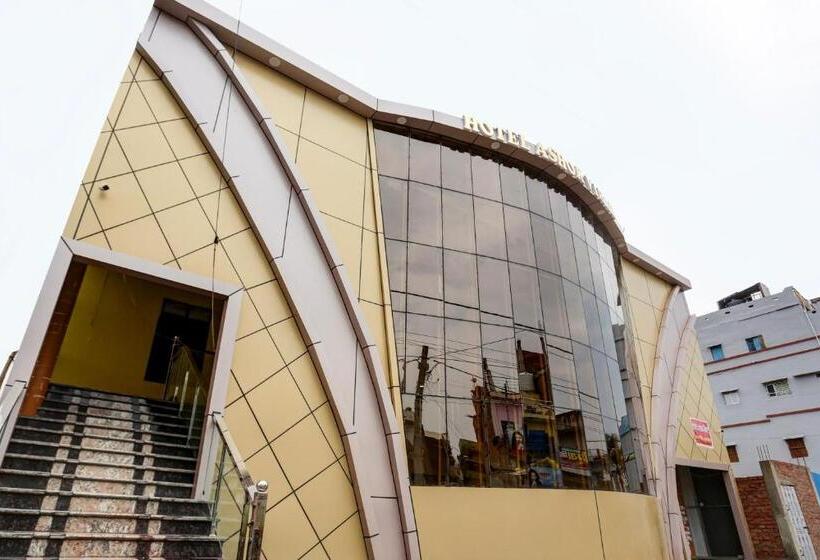 Oyo Hotel Ashok Vihar