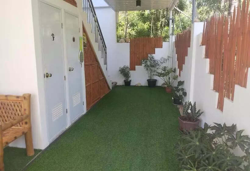 Majatalo Blue Pagoda Rooms