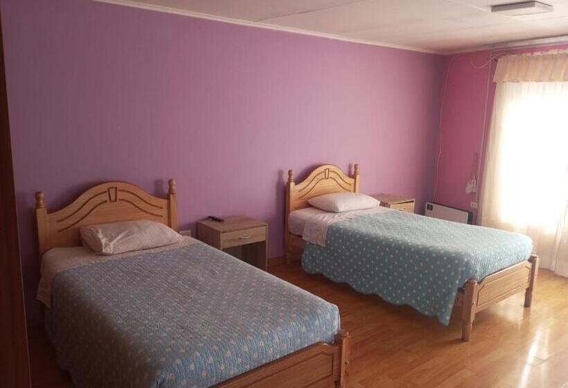 Pension Hostal Gotravels