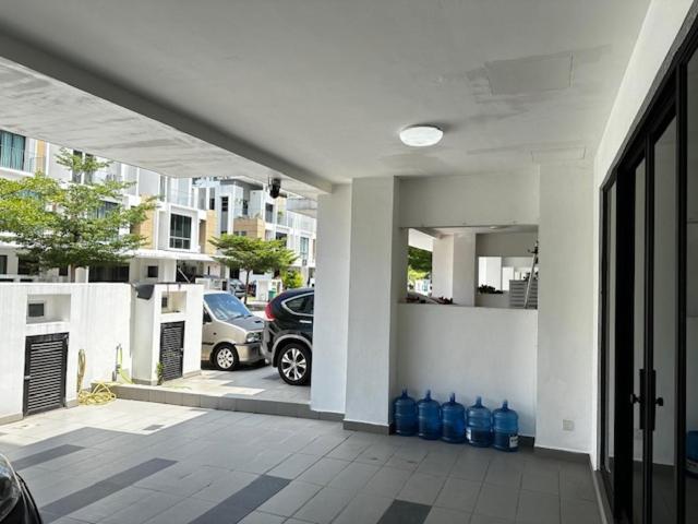 Panzió Hygienic Cyberjaya Landed Homestay, Free Wifi, Free Parking, Self Check In